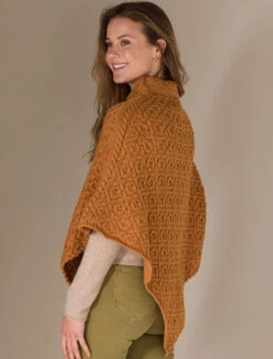 Hawthorn Pattern Aran Poncho -Modekleidung A841ie Golden Ochre 6 39300.1673753203