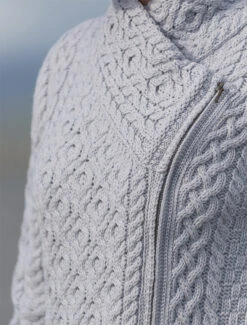Women's Aran Jacket With Side Zip -Modekleidung A890ie Dove Grey Zip Detail 57674.1610629229