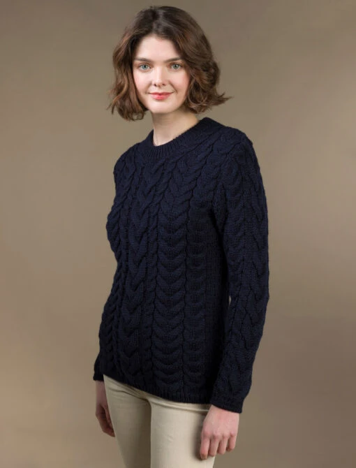 Women's Super Soft Aran Crew Neck Sweater – Bild 9