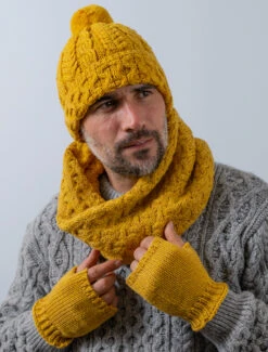 Men's Super Soft Fingerless Mittens