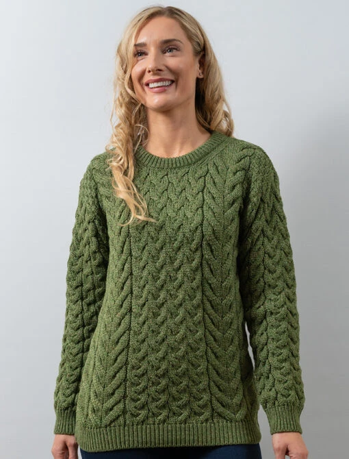 Women's Super Soft Aran Crew Neck Sweater – Bild 6