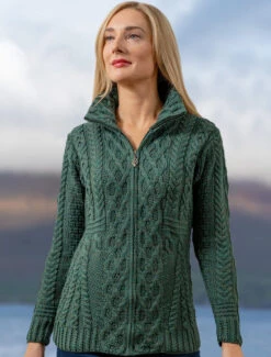 Cable Aran Cardigan With Zipper -Modekleidung B926 Connemara Green 94527.1673752989