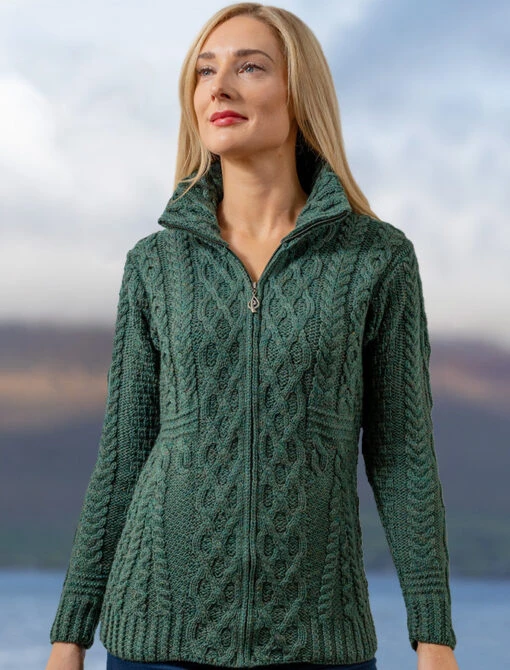Cable Aran Cardigan With Zipper – Bild 3
