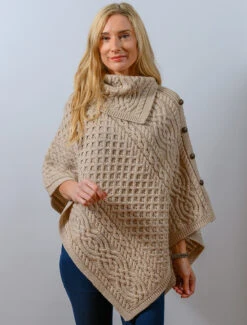 Ladies Merino Button Poncho -Modekleidung CW4784 Parsnip 40621.1673753064