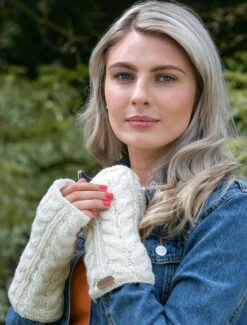 Aran Cable Fingerless Handwarmer
