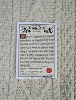 Sheridan Clan Aran Throw -Modekleidung SHERIDAN CREST BACK 45734.1614954181