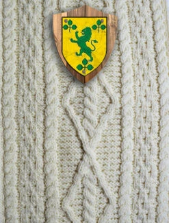Sheridan Clan Aran Throw -Modekleidung Sheridan Crest Throw 27406.1614954180