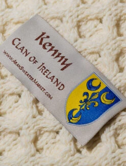 Kenny Clan Aran Poncho -Modekleidung Shot 101 04179.1614940627