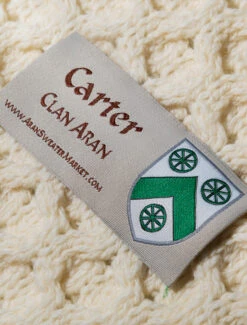 Carter Clan Aran Throw -Modekleidung Shot 115 65492.1614946860