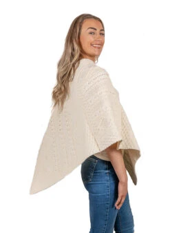 Fox Clan Aran Poncho