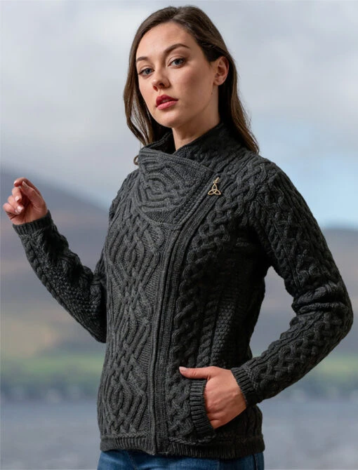Aran Jacket With Celtic Knot Side Zip – Bild 19