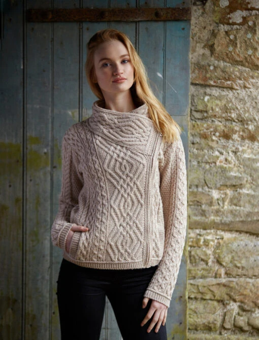 Aran Jacket With Celtic Knot Side Zip – Bild 17