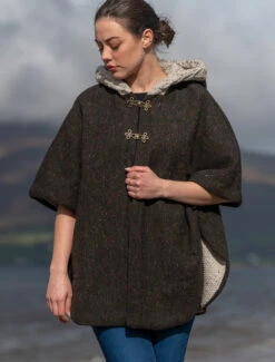 Ladies Tweed Cape With Aran Collar -Modekleidung t31 1 33803.1666052964